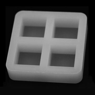 قالب بلوک سینی مکعب یخ مربع سیلیکونی بی بو 60x60x15mm چند منظوره