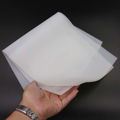 ضخامت عایق حرارتی ورق لاستیکی سیلیکونی شیری سفید شیری 0.1mm 0.2mm 1mm